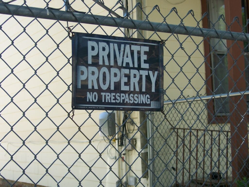Photo Real estate sign  Tips Jualbeli Rumah: Panduan Lengkap dan Berkesan image 152 1024x770