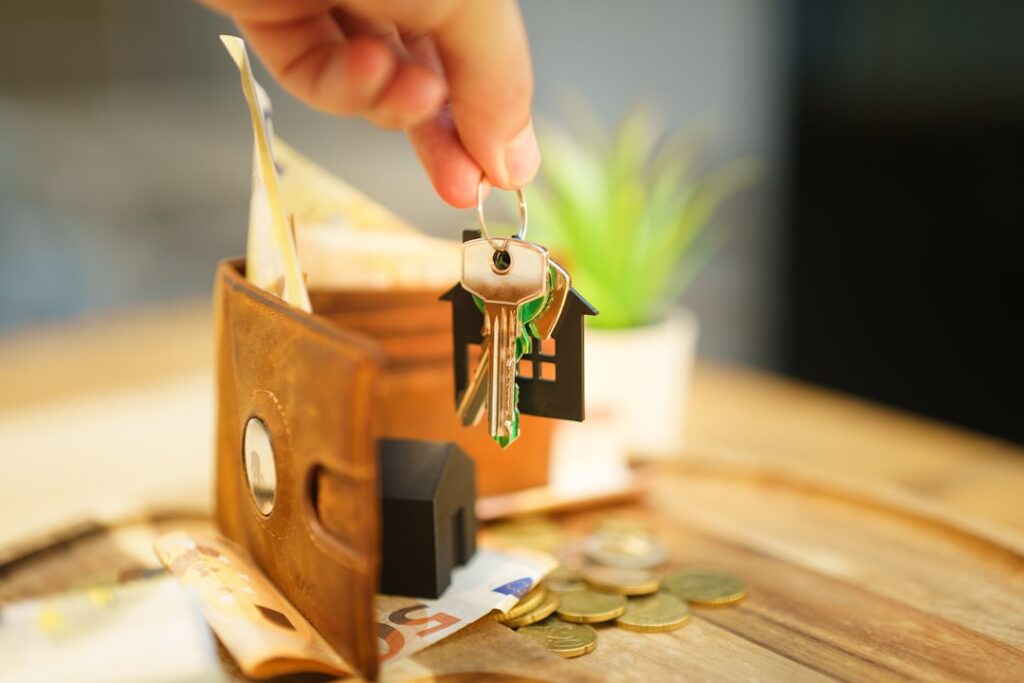 Photo Real estate transaction  Strategi Jual Beli Hartanah yang Berkesan image 158 1024x683