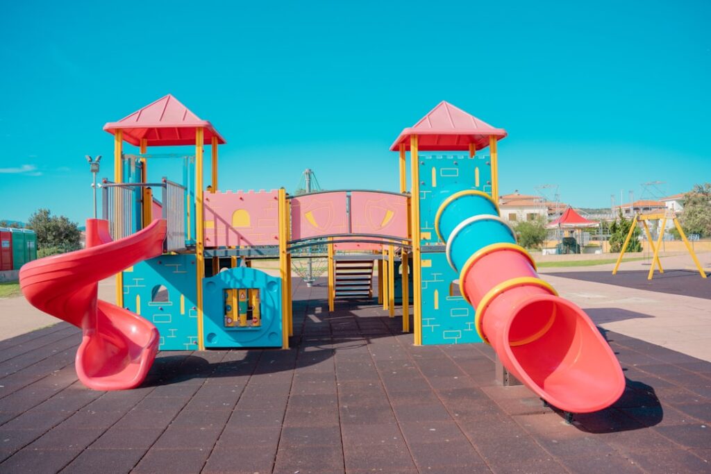 Photo playground hartanah baru vs hartanah lama: perbezaan yang perlu diketahui Hartanah Baru vs Hartanah Lama: Perbezaan yang Perlu Diketahui image 8 1024x683